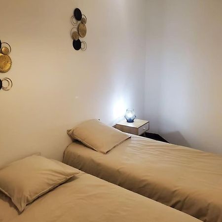 Appartement Moderne En Ville Armentieres Exterior photo